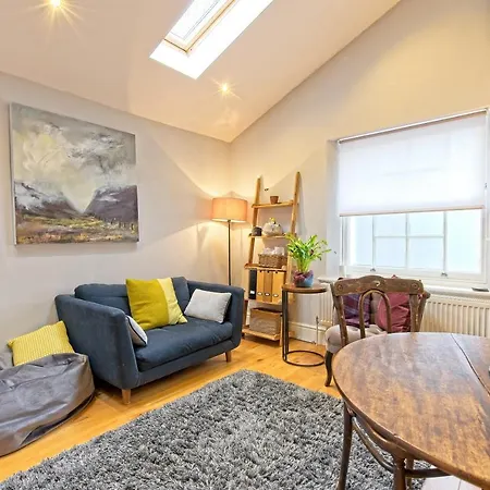 28a St Matthews Rd *