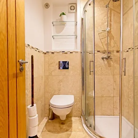 Apartment 28a St Matthews Rd